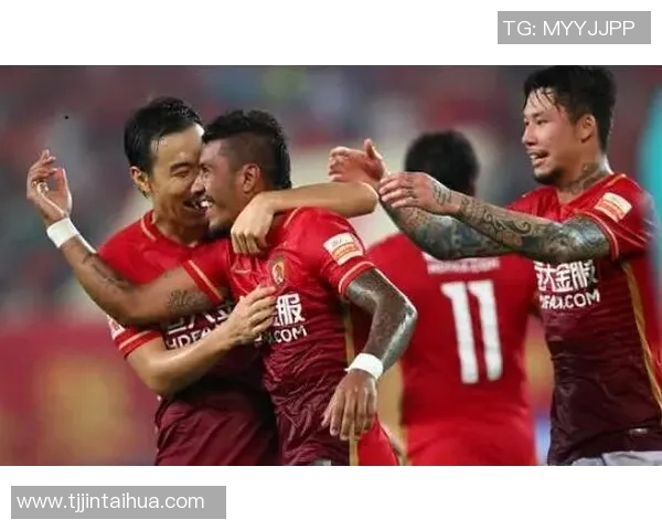 中超热刺惊险逆转那不勒斯四比三引发转会热议全场沸腾 中超热刺惊险逆转那不勒斯四比三引发转会热议全场沸腾