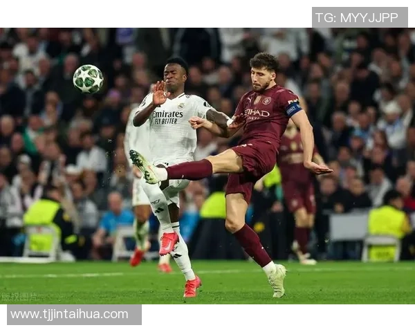 中超精彩对决里昂大胜曼城帽子戏法引爆全场十大进球回顾