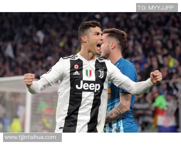 尤文图斯狂胜曼联五球大捷帽子戏法点燃全场激情