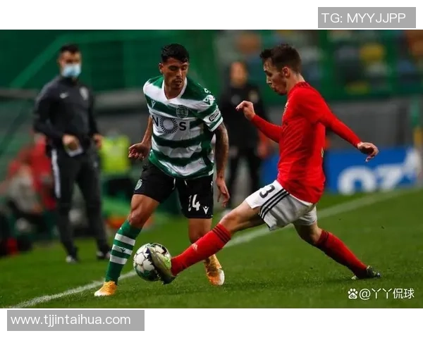 本菲卡大胜波尔图4-0震惊全场赛后点评引发热议