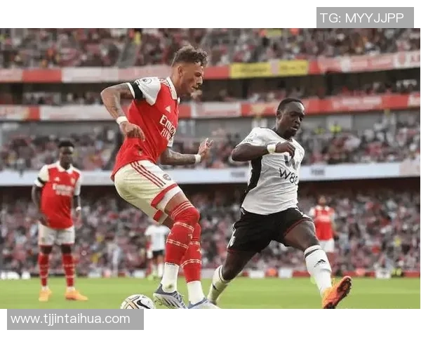 欧联杯阿森纳逆转国米全场沸腾转会传闻再起波澜
