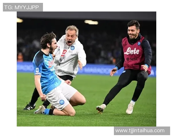 意甲焦点战那不勒斯与尤文图斯握手言和帽子戏法引发全场热议