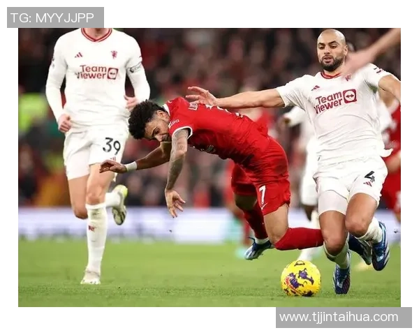 英超激战：尤文图斯逆转利物浦点球大战点燃全场激情
