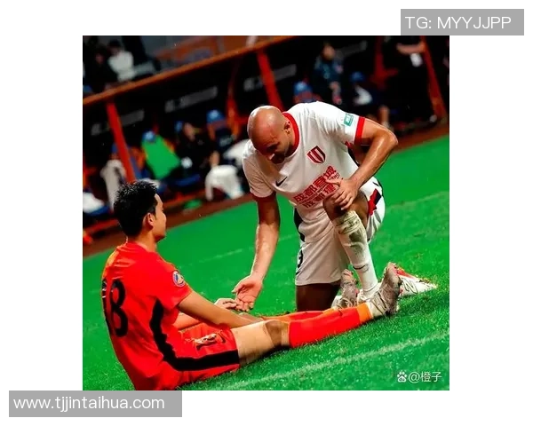 足总杯精彩对决拜仁大胜波尔图补时进球引发争议判罚全场沸腾