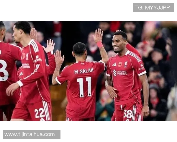 友谊赛惊现冷门曼联与拜仁战成平局神扑瞬间震撼全场