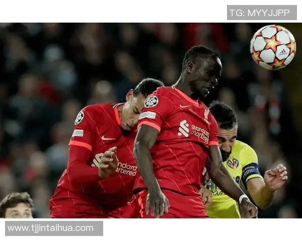 西甲激战曼城与利物浦战平逆转瞬间点燃全场激情与转会传闻 西甲激战曼城与利物浦战平逆转瞬间点燃全场激情与转会传闻